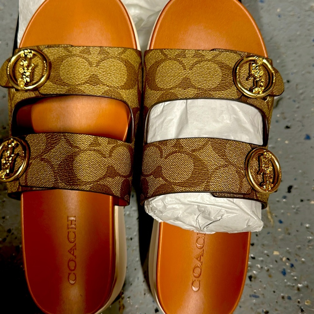 Brand new coach khaki sandal